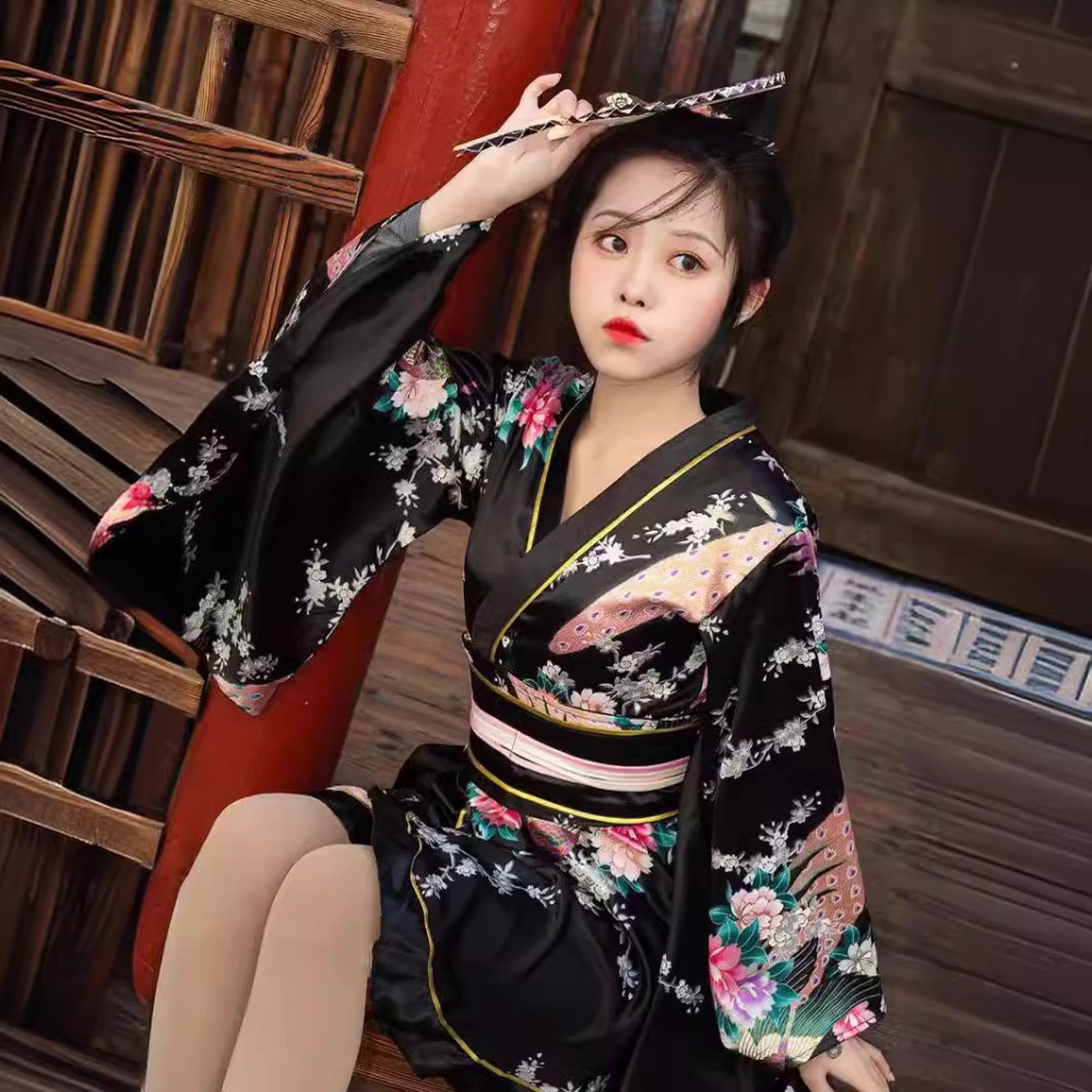 Women Red Formal Kimono Yukata - đánh giá và giá Women Formal Wear Photoshoot
