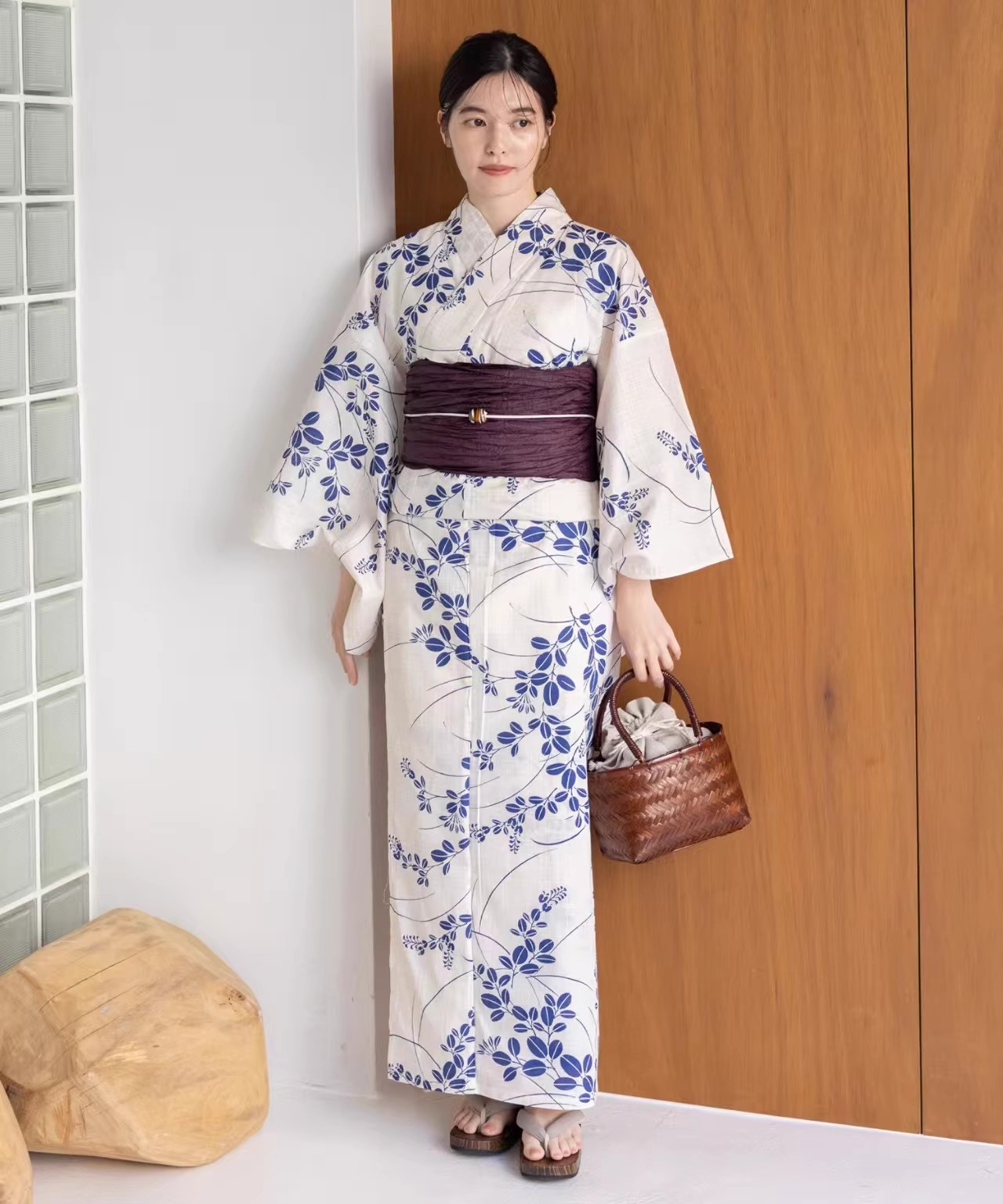Japanese Kimono / Yukata for W - đánh giá và giá Women Formal Wear Photoshoot